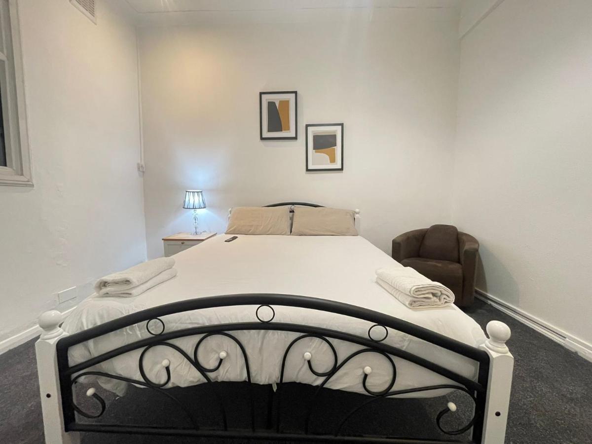 Private Double Room In Stratford Londres Extérieur photo